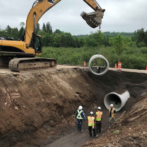 Installing 1500 mm Concrete Pip with Fish Weirs Lorne Station 2021