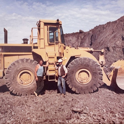 MacLellans Mtn Quarry Doug Cameron 1988 with Loader 14 07